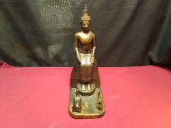 A large sat Buddha with a elephant and monkey offering gifts. W.13 D.25 H.32 Cm.