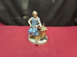 Shoe Cobbler Fixing Shoes Germany Figure. W.14 H.18 Cm.