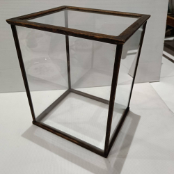 A wood glass display case. W.22 L.26 H.31 Cm.   
