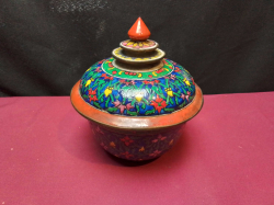 Beautiful Hand painted exquisite Benjarong Porcelain Bowl  W.14 H.16 Cm.in good condition