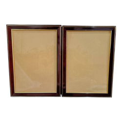 A pair of vintage picture frames. 32x44 Cm.