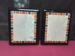 A Pair of Japanese display stand. 23x28 Cm.