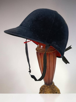A vintage Velvet horse Riding helmet size 57 