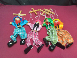 4 Original marionettes (puppets)