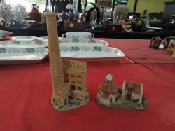 2 Lovely Cottages. ( A bit damaged)