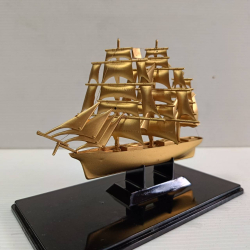 A small 24k gold plated ship model , Kanrin Maru C1857 W.8 L.14 H.9 Cm. 