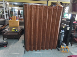 A large foldable Partition. 134X165 Cm.