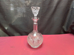 A Crystal decanter. H.30 Cm.