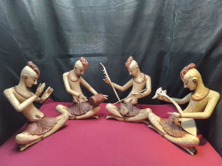 4 Musician Wooden Statues. W.26 D.13 H.36 Cm.