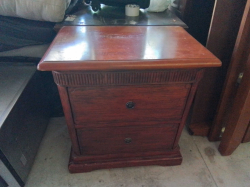 A Lovely Bedside Cabinet with 2 Drawers. W.63 D.40 H.66 Cm.