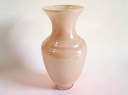 A mid century pink Opaline vase from Lorraine. W.11 H.25 Cm.  
