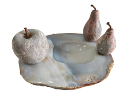A polished natural  Agate coin dish and 3x unpolished in fruit shape. W.15 L.20 Cm.