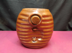 Yutanpo Vintage Tradition Japanese Ceramic Ribbed Hot Water Bottle. No 23. W.21 D.10 H.24 Cm.