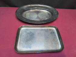 2 Silver Plated Trays.
Small 15x23 Cm.
Large 21x30 Cm.