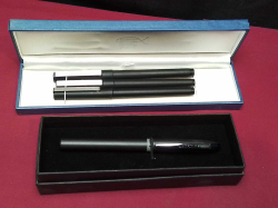 4 High quality Pens with Box.