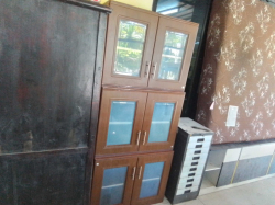 King Branded Walnut colored D.34 L.90 H.68 Cm.(each)