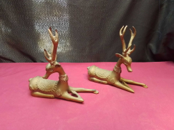 2 Brass Heavy Deers. L.23 H.21 Cm.