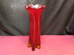 Murano red vase. W.11 H.30 Cm.