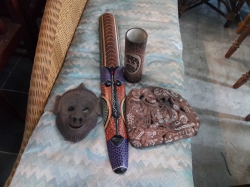 4 Pieces of Various items.