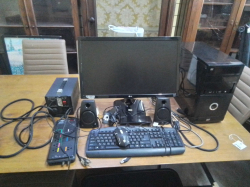 Computer Set (All working perfectly)
PC Tower (CPU) USA 2015, Monitor 21