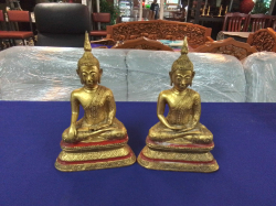 A Pair of Sitting Gilt Buddhas. D.4 W.14 H.21 Cm.