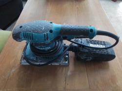 Makita Sander with a 190W motor.