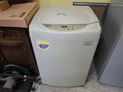 LG TurboDrum 7kg Top load washing machine