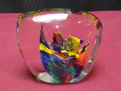 A Murano Signed Aquarium Paperweight Figurine Jellyfish and Fish. 10x8 Cm.