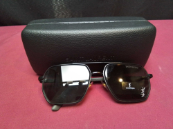 A High Quality Sunglasses with case (new never use)