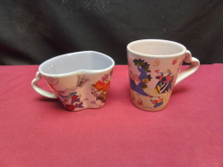 2 Disney Queen of hearts Mugs/cups