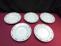 5 Snoopy bowls. W.20 Cm.