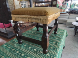Oak upholstered  Stool. W.32 L.42 H.35 Cm. 