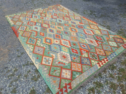 A Handmade kilims From Turkey , Wool on Wool Beautiful Color combination unusual colors  204x294 Cm.