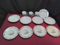 5 Snoopy bowls ,4  Snoopy plates and 3 Snoopy mugs.