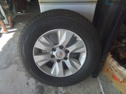 4 TOYOTA Yokohama Truck Tires. (Size 265/65R17 112S)  year 2021