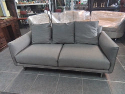 A Lovely 3 Seater Gray Febric Sofa with 3 Cushions L.170 D.90 H.70