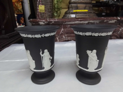 A Pair of Rare Black Wedgwood Vases. W.10 H.14 Cm.