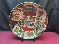 Craftwork: Old Kutani ware, Shozo Kutani, Meiji era, large dish (stamped). W.39 H.41 Cm.