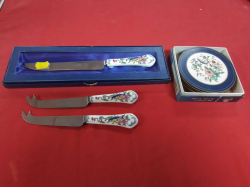 3 Aynsly Knives with porcelain handles and a Set of costumes 