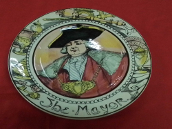 A Large Royal Doulton Cabinet Plate 