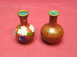 2 Antique / Old Chinese Cloisonne Small Bud Vase. H.6 Cm. 