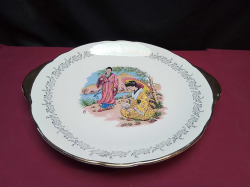 A large Chinese export plate mark to base W.32 Cm.