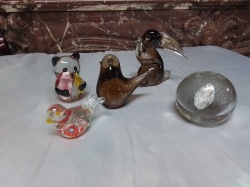5 various amusing glass paperweights.  Rabbit W.9 H.10 Cm.
