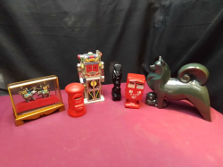 Job lot of ornaments