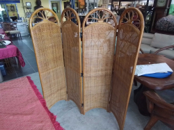 Folding 4 Panel room divider screen in rattan & wicker h.150 w.40 cm