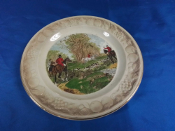 An Embossed collector plate of a hunting scene by J.F Herring 