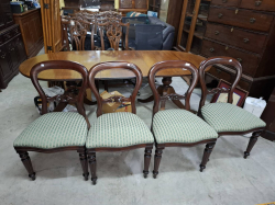 A good set of 4 victorian mahogany balloon back chairs in excellent conditon