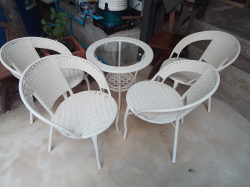 ROUND TABLE GLASS TOPPED WITH 4 CHAIRS 