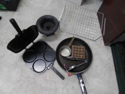 Job lot of kitchen ware
