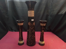 3 wooden vases